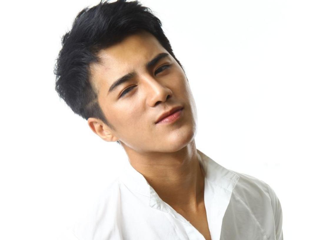 光影交响，热门电影名组合中的时代叙事与人文思考