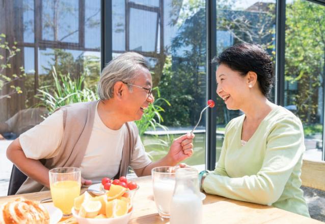 中老年人营养食品的重要性及选择指南