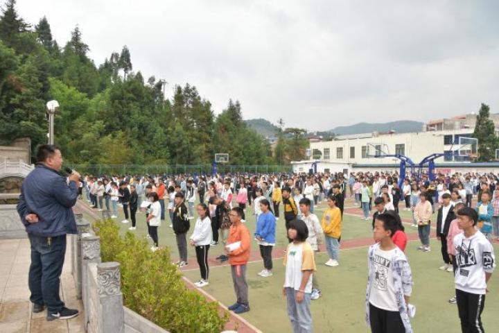 青少年体育训练期饮食指南，营养摄入与注意事项