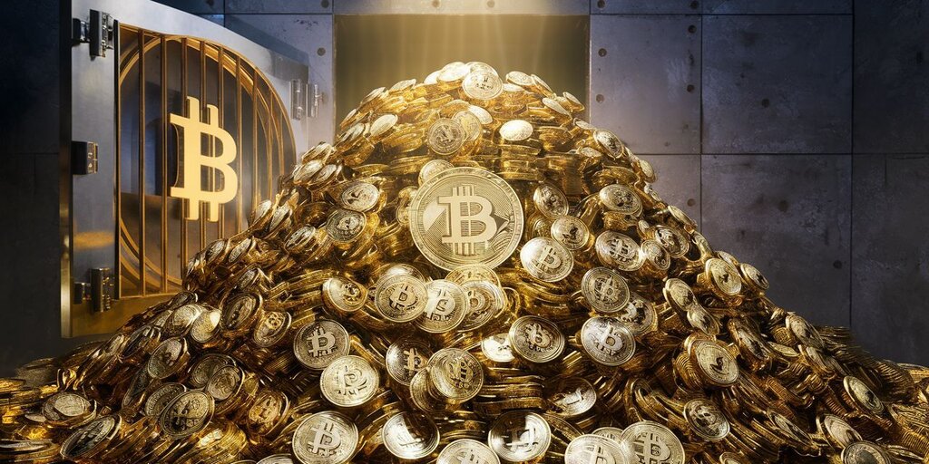 媒体公司Thumzup授权BTC、ETH、SAL、XRP、DOGE、LTC和USDC提供2.5亿美元的加密货币金库